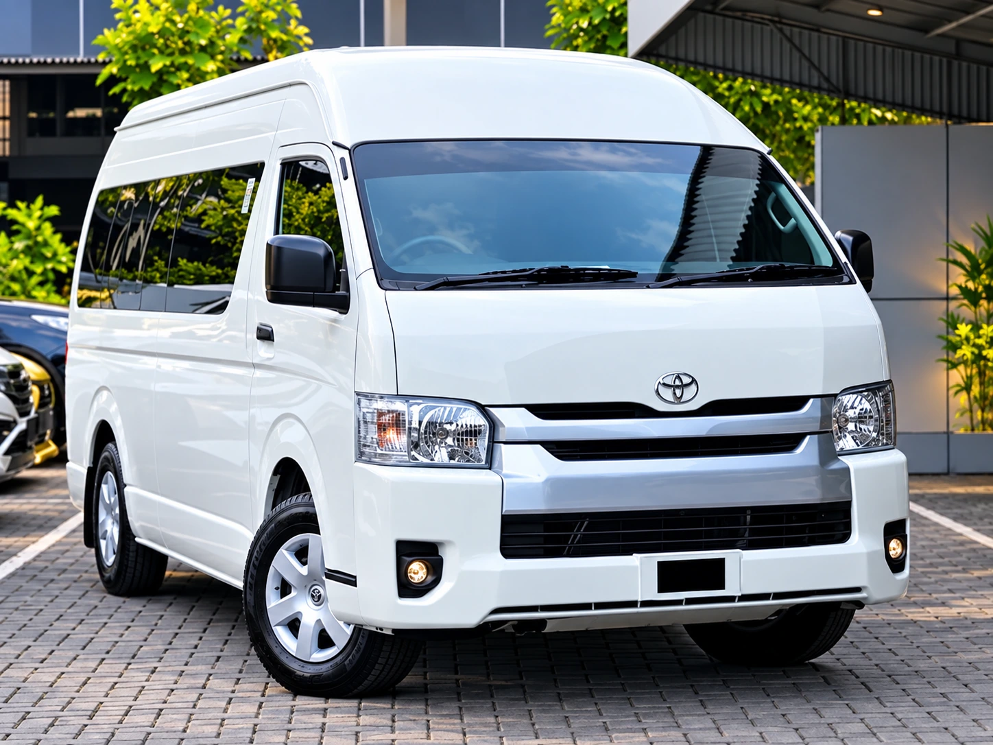 Cek Kondisi Armada Hiace