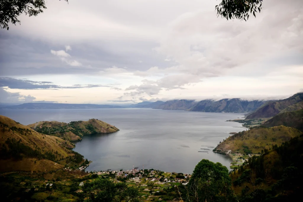 Lake toba car rent with driver medan sumatera utara